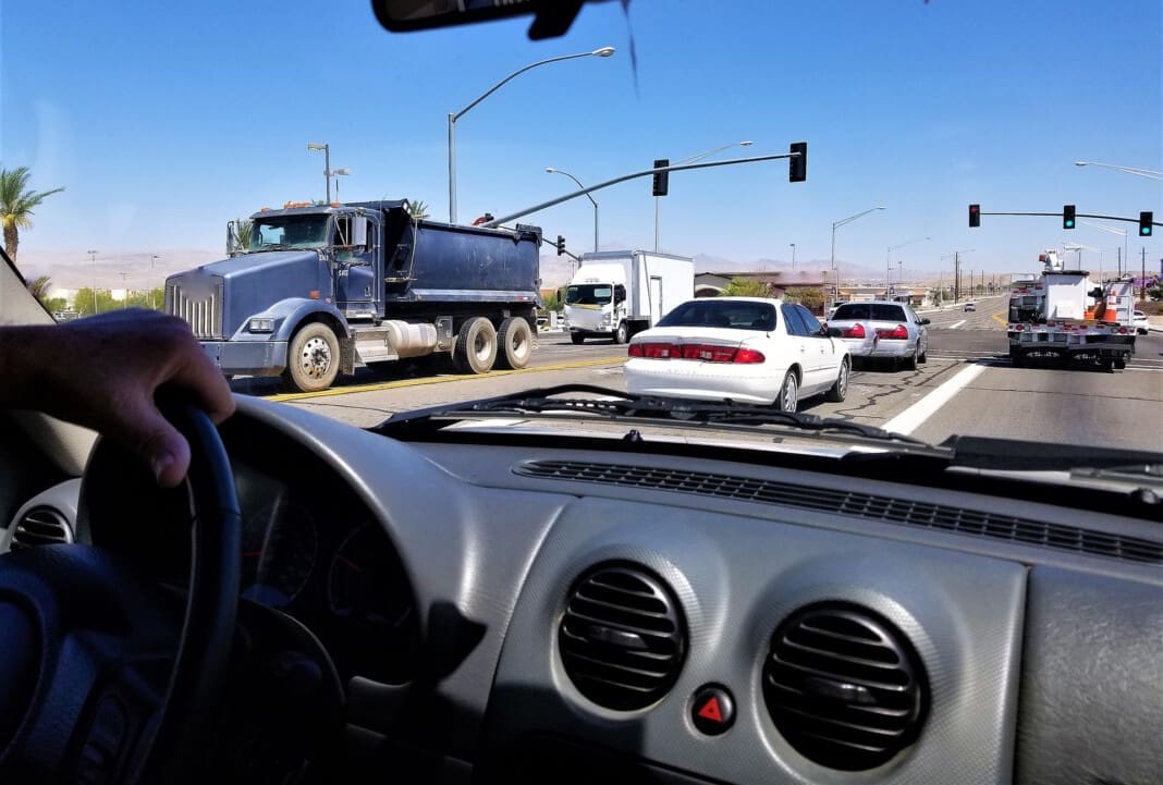 Failure to Yield Left Turn Accidents: Legal Insights